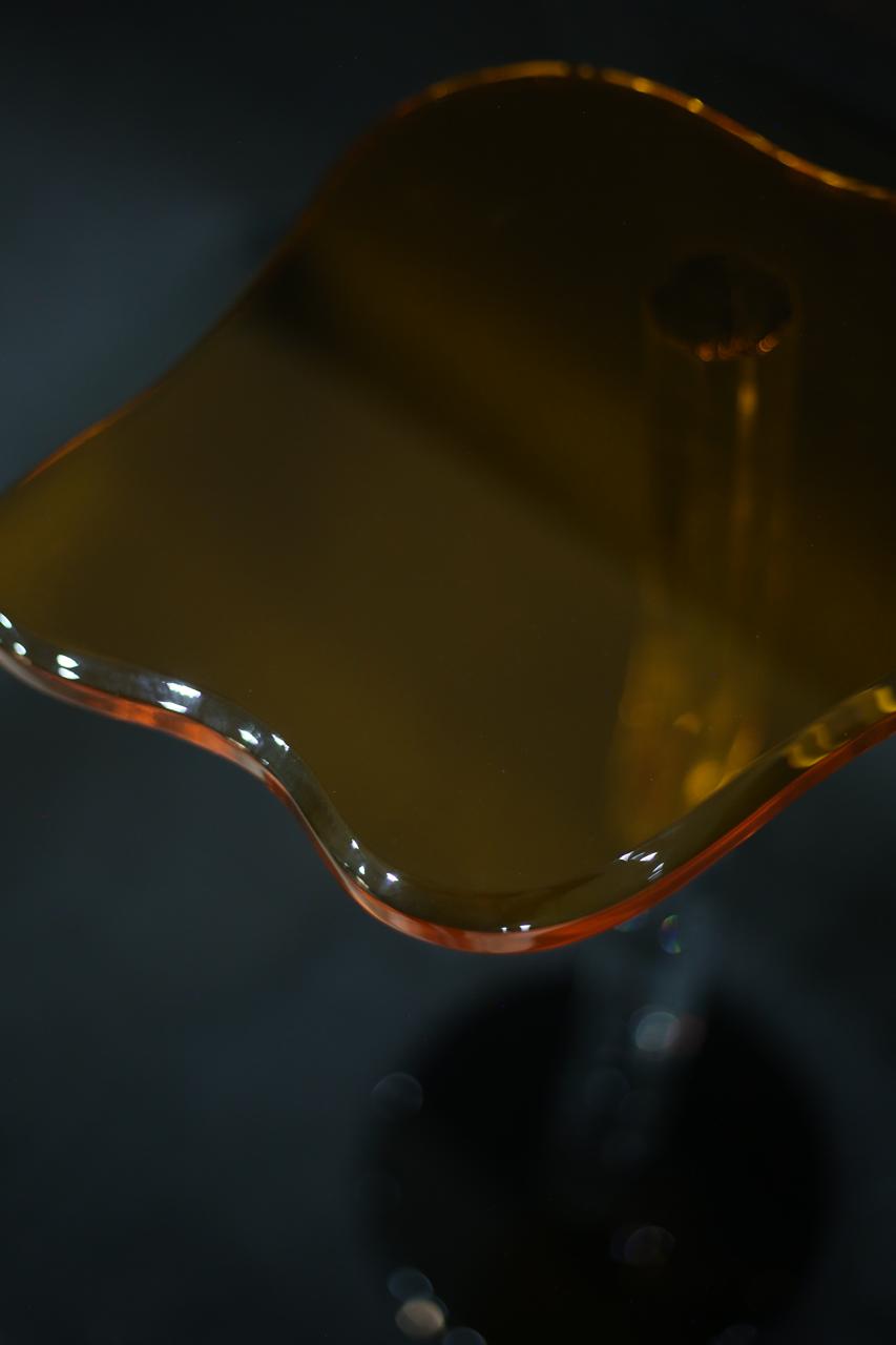 Lily Pad Sidetable – Amber Glow