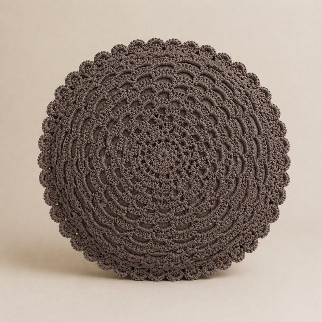 Shell Round - Crochet Pillow