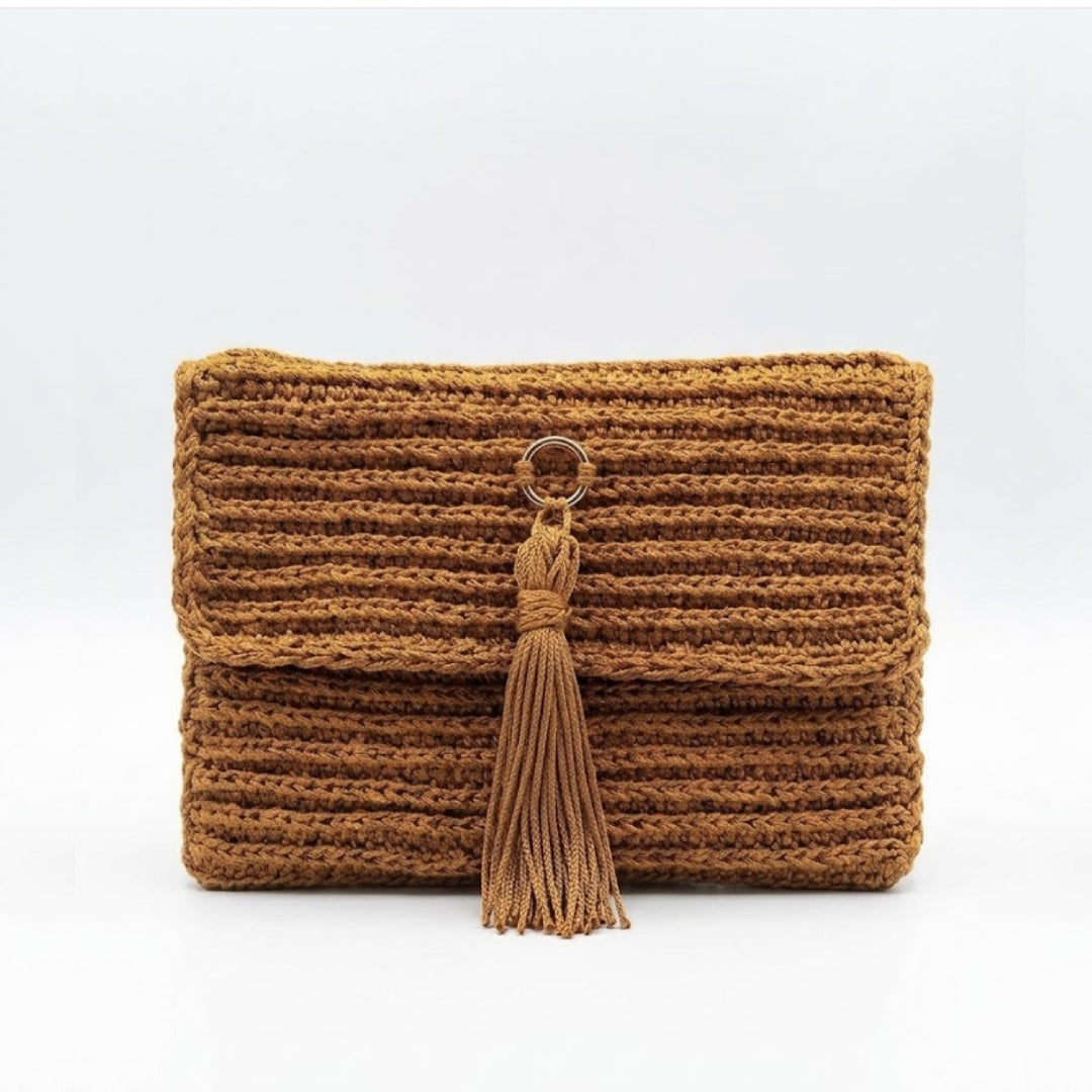 Sienna Tassel Clutch - Crochet Bag