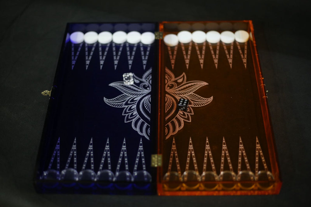 Backgammon Table – Ornate Lumière